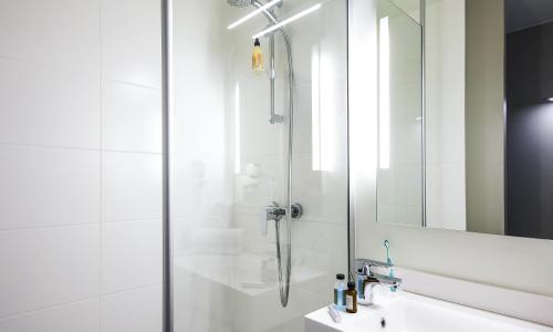 ibis Styles Mulhouse Centre Gare - photo 2